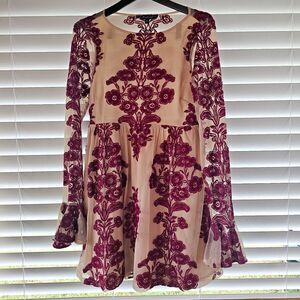 For Love & Lemons Women Size L Beige Burgundy Floral Temecula Mesh Mini Dress